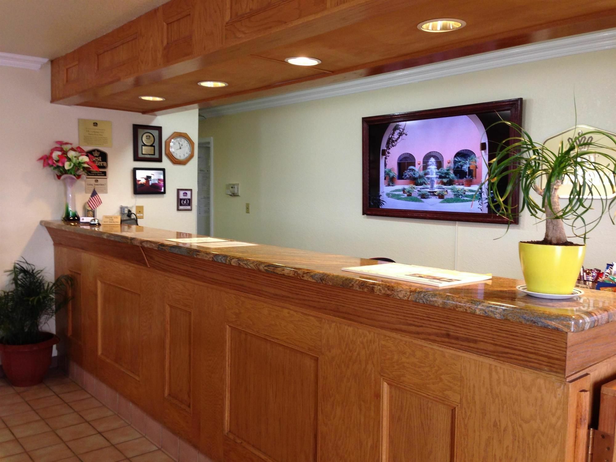 Best Western Santa Rosa Inn Екстер'єр фото